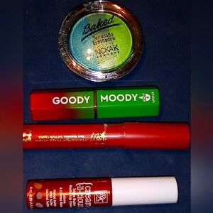 Baked  Eyeshadow Trio, Mood Stick, Liquid lip Mousse And Matte Crayon Terracotta